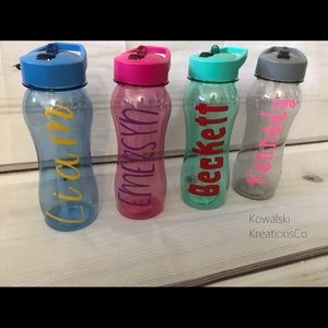 Custom Flip Straw Plastic Water Bottles.